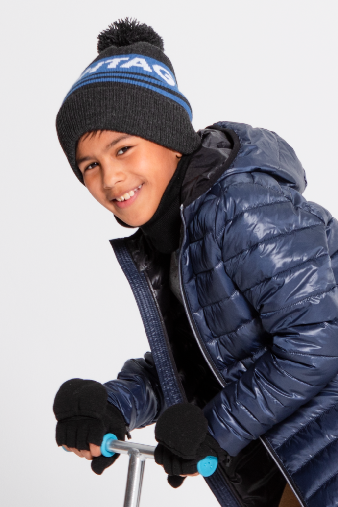 boy wearing hot paws canada flip mitt fleece gloves